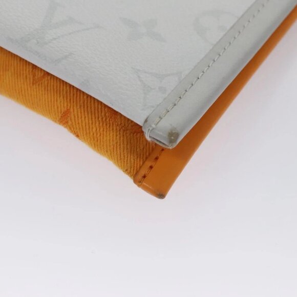 LOUIS VUITTON Monogram White Flat Mensenger Shoulder Bag - Picture 11 of 16